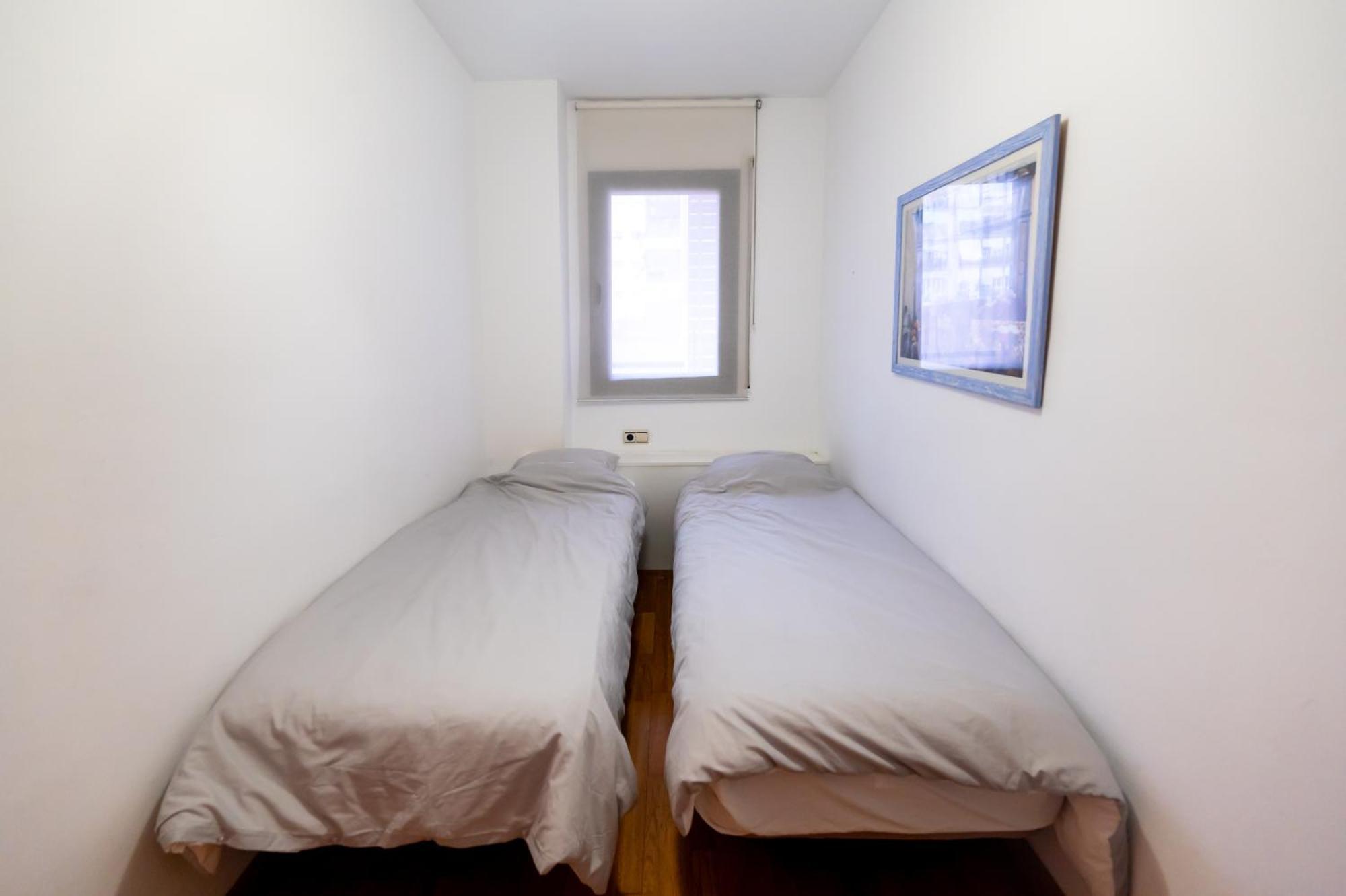Comfy Downtown + Private Terrace Apartment Barcelona Exterior photo