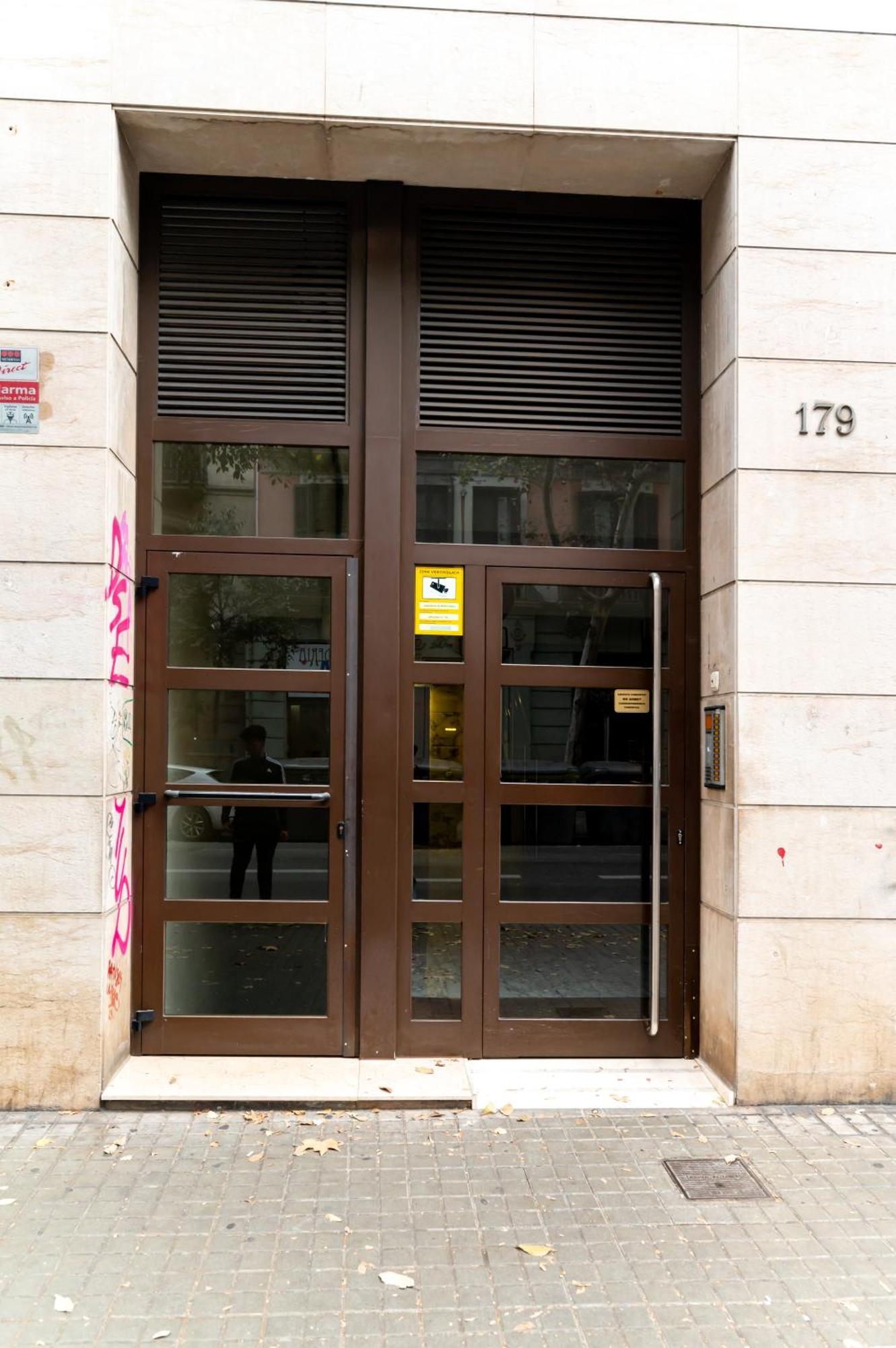 Comfy Downtown + Private Terrace Apartment Barcelona Exterior photo