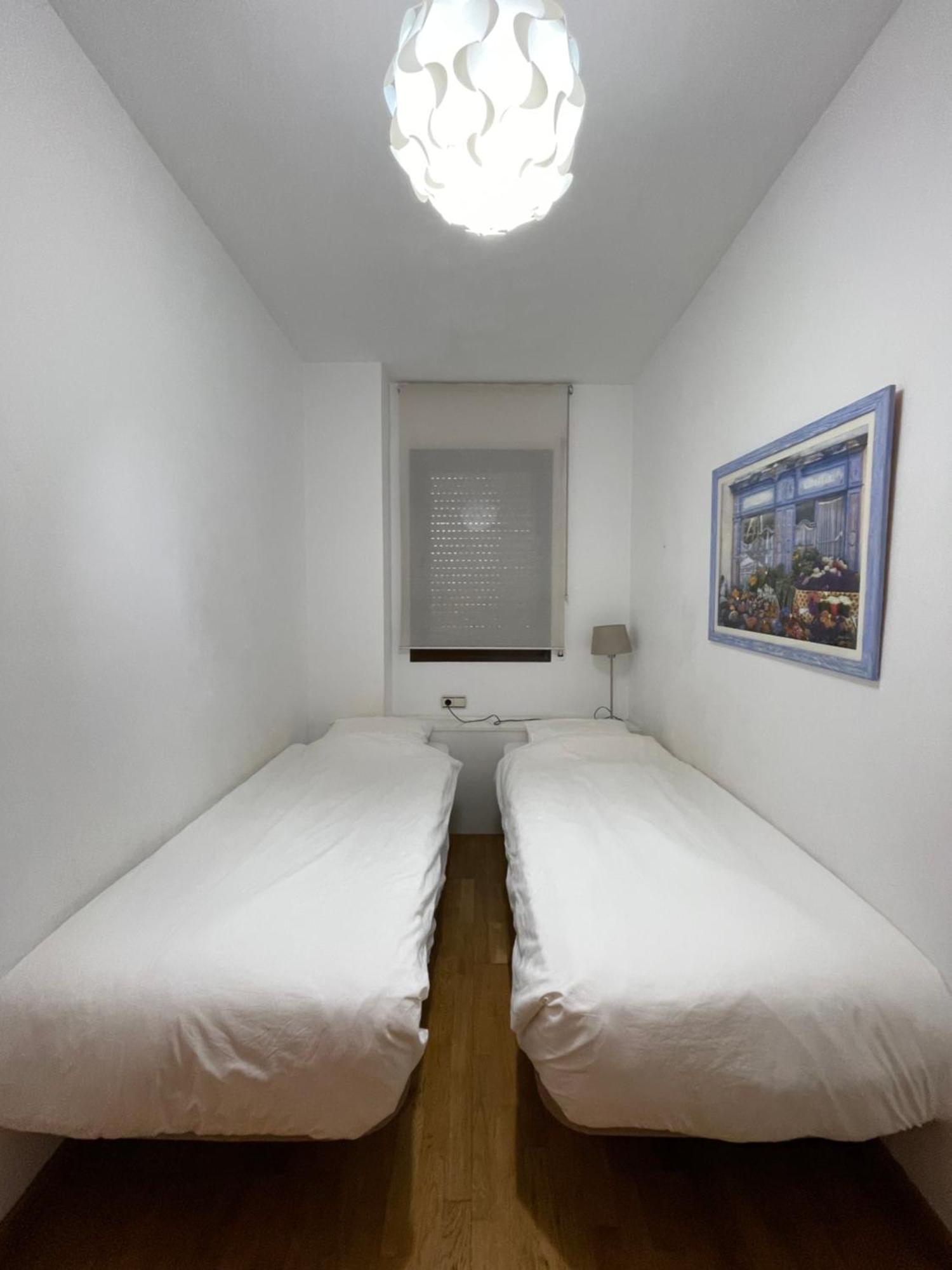 Comfy Downtown + Private Terrace Apartment Barcelona Exterior photo